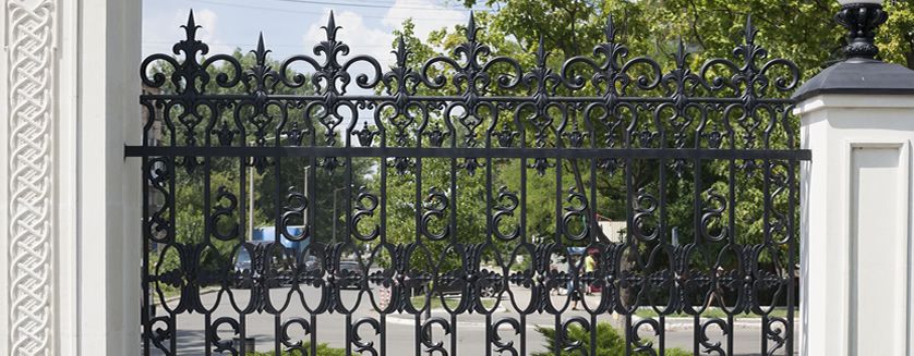 Benefits of Wrought Iron Fencing and Railings